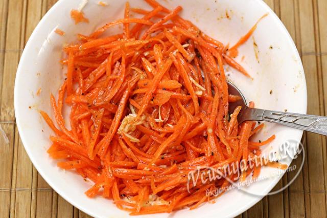 Salad recipe with liver and Korean carrots